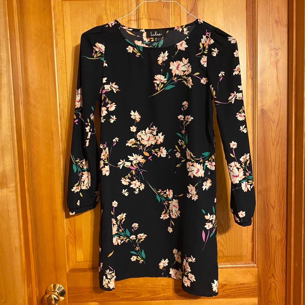 Lulus Navy Floral Print Shift Dress x-small
